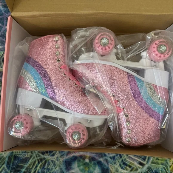 Sugar Thrillz LIMITED EDITION Pink Glitter Rainbow Roller Skates - Picture 3 of 10